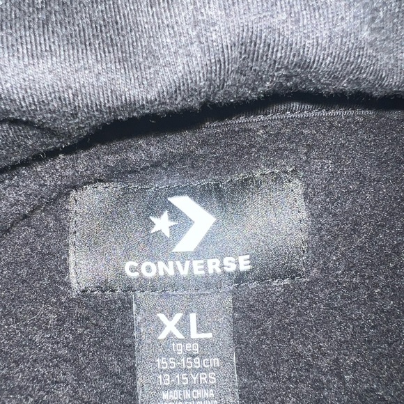 Converse cropped Hoodie with Iconic Logo - Picture 3 of 3